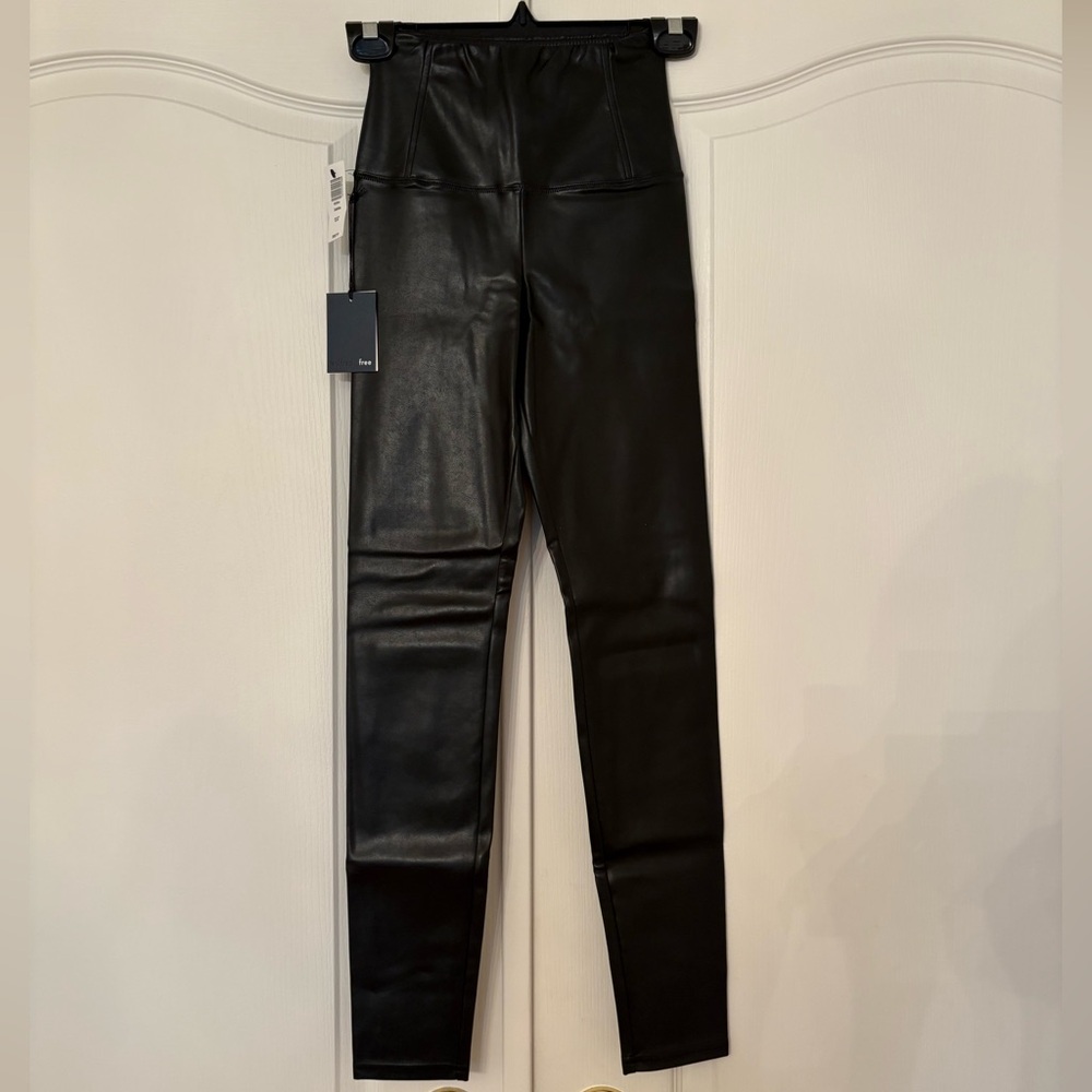 Wilfred Daria Black Faux Leather Leggings
